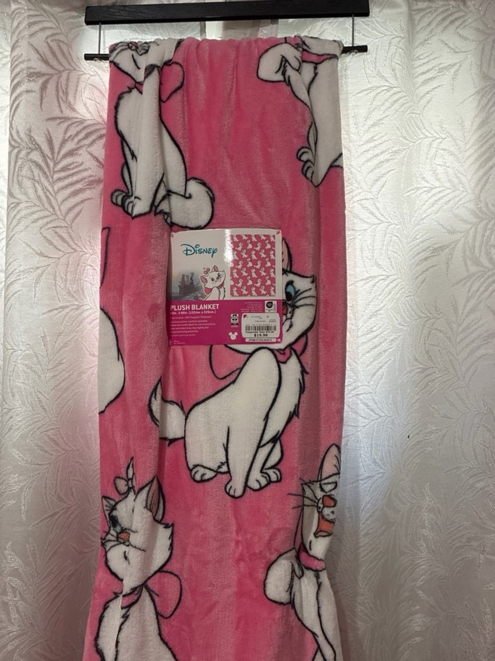 Marie Cat Disney blanket new Aristocats